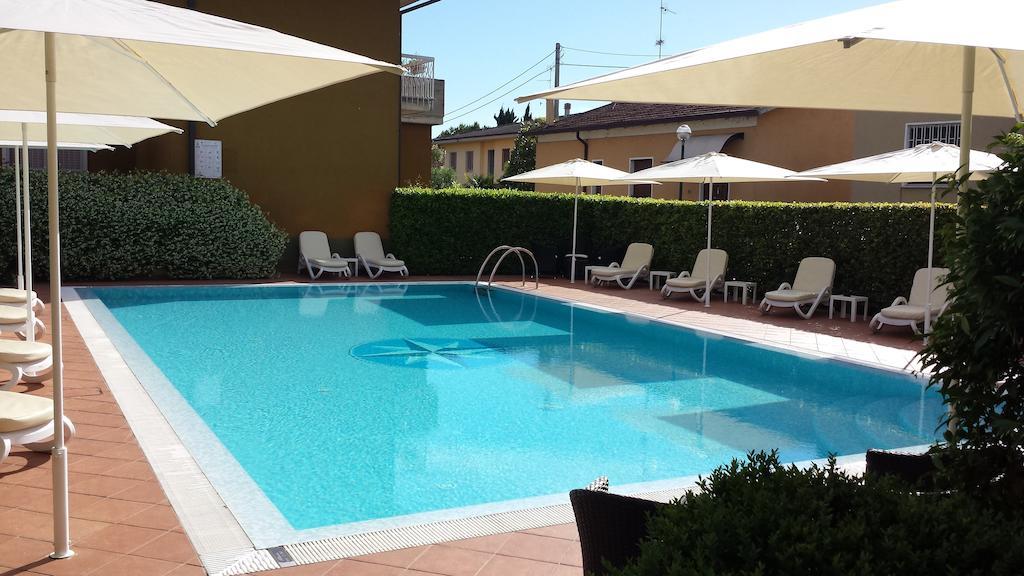 Albergo Ristorante Papa Peschiera del Garda Exterior photo
